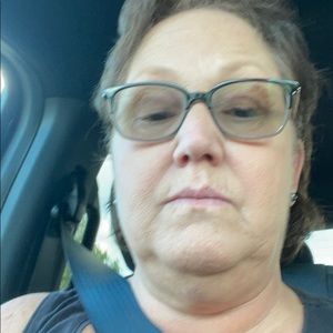 Meet your Posher, Tina